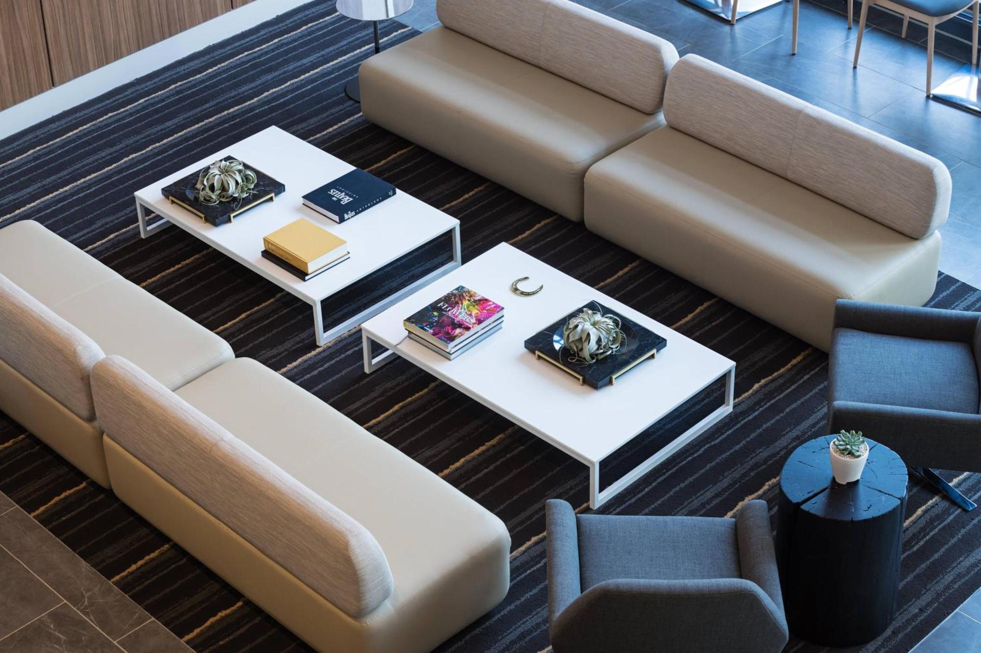 Ac Hotel By Marriott Louisville Downtown Bagian luar foto