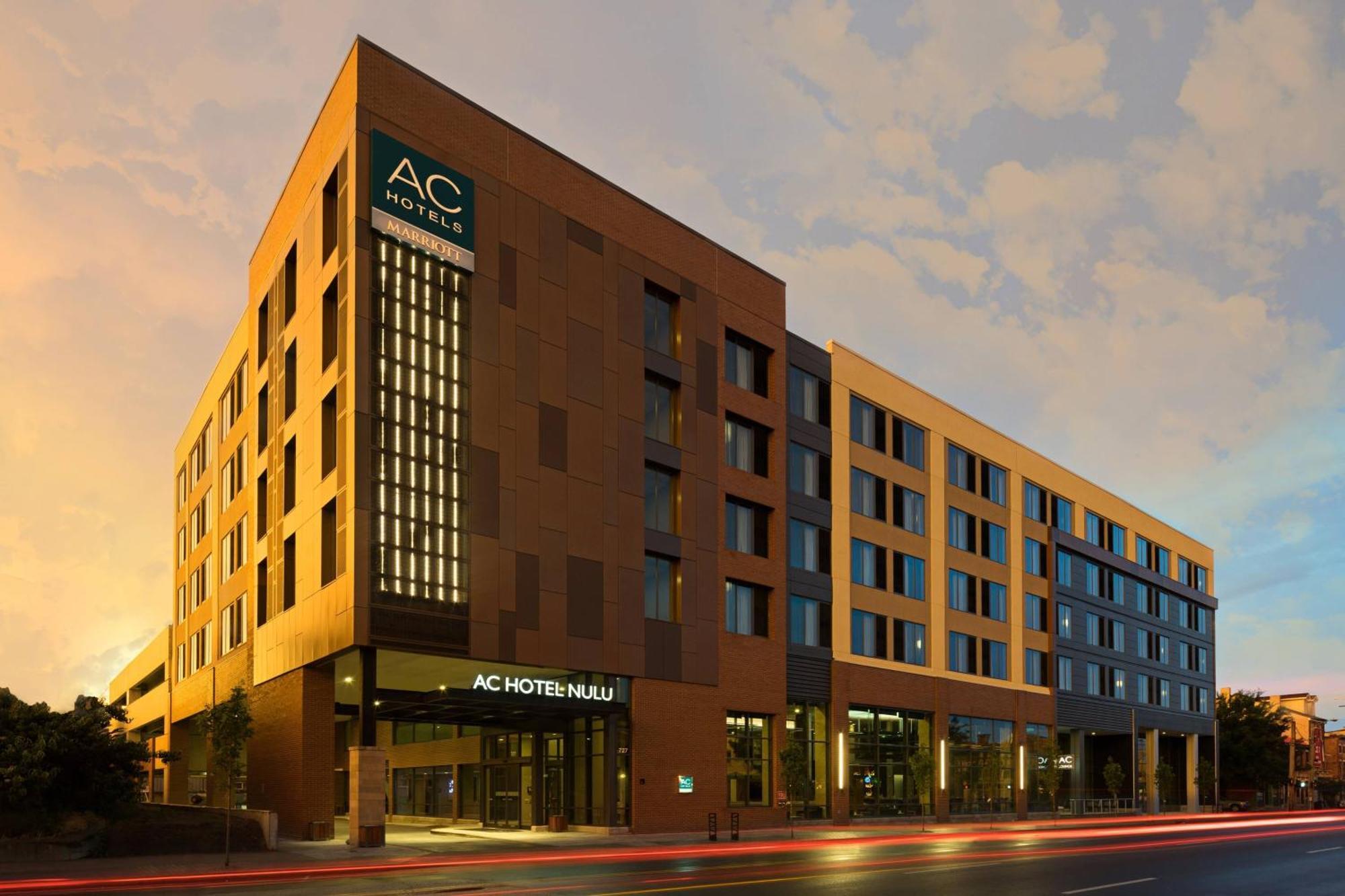 Ac Hotel By Marriott Louisville Downtown Bagian luar foto